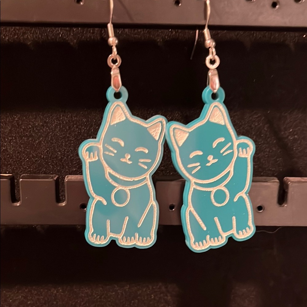 Teal Lucky Neko Cat Earrings